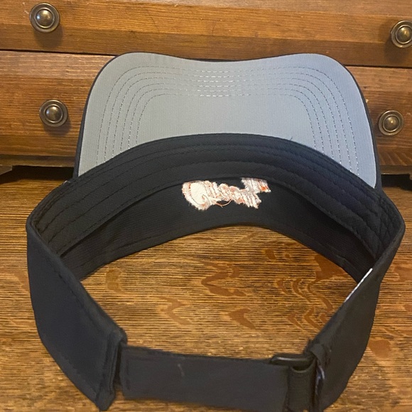 NWT Cincy Black and Orange Visor, Bengals, CINCINNATI (gift from a player) - Picture 9 of 12